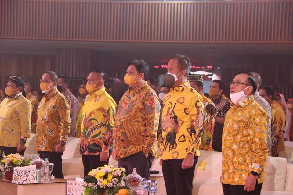 KETUA Umum DPP Partai Golkar Airlangga Hartarto mengingatkan kepada kader-kader Partai Golkar untuk menjaga soliditas dan kekompakan