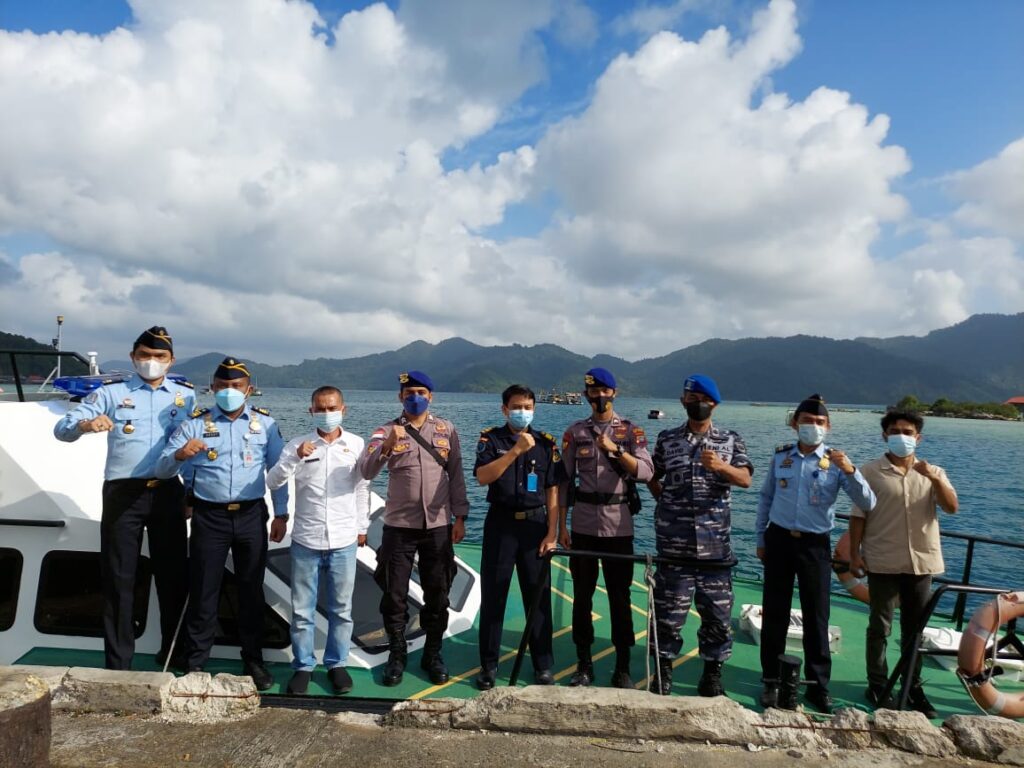 Imigrasi Kelas II TPI Tarempa Laksanakan Apel Nasional Dan Operasi Gabungan