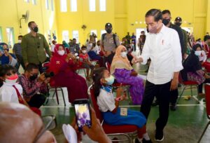 Begitu Dekat dan Akrab Anak anak Bintan Kepri Bersama Presidennya
