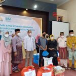 Walikota Rahma Salurkan CSR Bank Syariah Indonesia Untuk Warga Tanjung Pinang