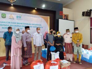 Walikota Rahma Salurkan CSR Bank Syariah Indonesia Untuk Warga Tanjung Pinang