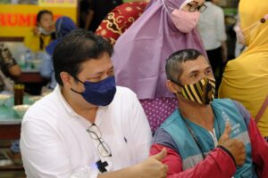 Menko Airlangga Bincang Santai Bersama Masyarakat UMKM