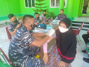 Lanal Ranai Gelar Vaksinasi ASN Natuna