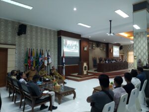 Tak Melaut Karena Sulit BBM, Nelayan Gelar Rapat Dengan DPRD Anambas