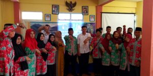BPN Anambas Bersama Lurah Tarempa Sosialisasikan Peta Tematik Tanah Kepada Masyarakat