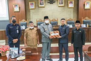Bersama Bupati, DPRD Anambas Gelar Paripurna Bahas Ranperda