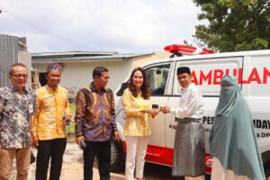 Cen Sui Lan Inspirasi Kepri, Satu Unit Ambulans untuk Pesantren Hidayatullah