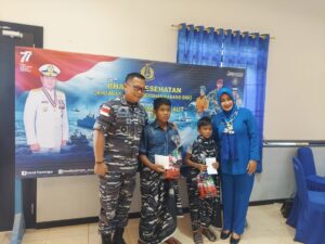 HUT TNI Angkatan Laut Ke-77, Lanal Tarempa Gelar Khitan Massal Dan Pengobatan Gigi Gratis