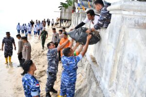 Lanal Ranai Sukseskan Gerakan Nasional Laut Bersih