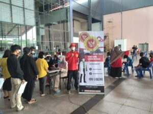 Gerai Vaksinasi Binda Kepri Dipadati Masyarakat