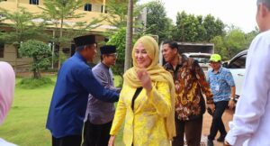 Respon DPR RI Kemiskinan Ekstrem, Cen Sui Lan Gelontorkan Bedah di Lingga
