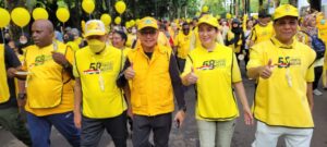 Gelar Jalan Sehat, Cen Sui Lan: Airlangga Bilang Golkar Solid Hadapi Pemilu 2024