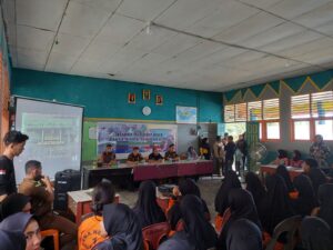 Beri Pemahaman Lebih Tentang Bullying, Cabjari Tarempa Lakukan JMS di SMA 1 Tebang