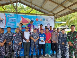 Lestarikan Tradisi Lokal, Lanal Tarempa Gelar Lomba Jongkong Layar