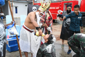 Masa Orientasi Lanal Ranai Resmi Ditutup, Dewa Laut Neptunus Meriahkan Acara