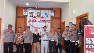 Kapolres Kepulauan Anambas Tinjau Langsung Pelayanan Samsat Anambas