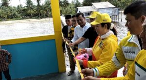 DPR RI Cen Sui Lan Resmikan Pengunanan Pasar Nelayan Desa Kelanga Natuna