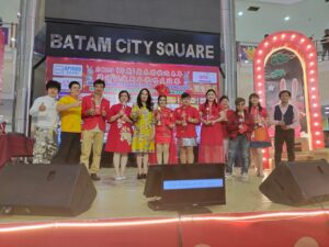 Perkumpulan Hua Mao Sukses Gelar Lomba Karaoke, Cen Sui Lan: Mari Pererat Persaudaraan