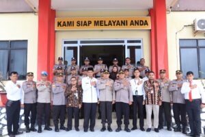 HUT Satpam Ke-42, Wakapolres Kepulauan Anambas Pimpin Upacara