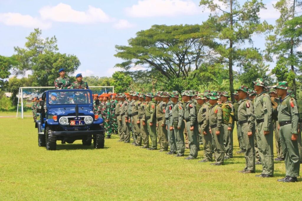 Pangkoops Udara II Buka Latihan Survival Tempur