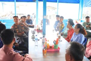 Setelah Jemaja, Kapolres Anambas Sambangi Desa Sri Tanjung