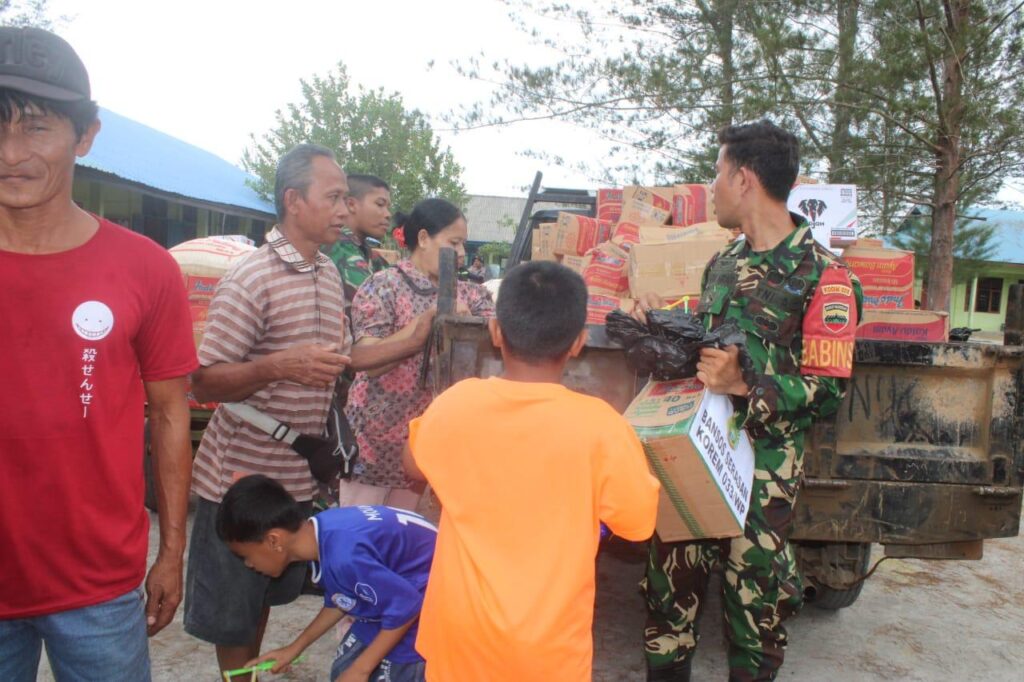 Paket Bansos Korem 033/WP Gelombang 3 kalinya kembali di serahkan