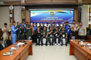Sarasehan Silaturahmi Kebangsaan Bersama Komponen Masyarakat di Lanud Abd Saleh