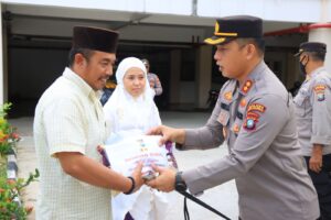 Kapolres Kepulauan Anambas Kembali Bagikan Bantuan Sosial