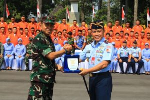 Lanud Abdulrachman Saleh Terima Kunjungan Taruna AAU