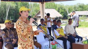 Turun Ke Lingga Resmikan Kegiatan, Cen Sui Lan Bangga Putra Kepri Menoreh Prestasi Nasional