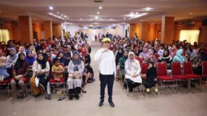 Wujud Perhatian Pendidikan, Cen Sui Lan, Salurkan Beasiswa PIP 6.000 Pelajar
