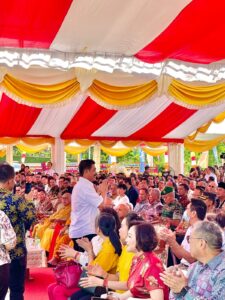 Mantan Kajati Kepri Gerry Yasid Saksikan Rekor MURI Pagoda Sata Sahasra Buddha