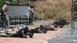 Elit Koopssus TNI dan Amerika Kompak Latihan Bersama