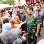 TNI Merangkul Pendemo di Rempang Kepri
