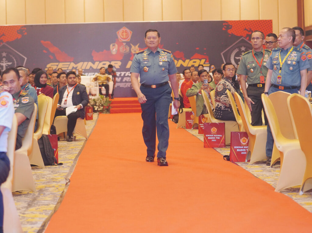 Panglima TNI Laksamana TNI Yudo Margono, S.E., M.M. saat menjadi Keynote Speaker