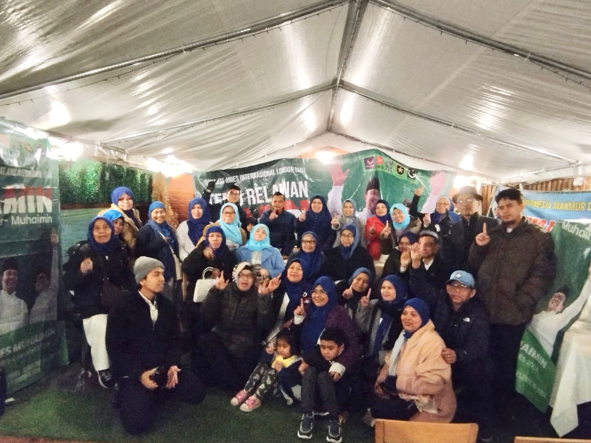 Pada hari Selasa, 26 Desember 2023 kemarin, bertempat di Madura Kitchen di kota London telah dilakukan acara silaturrahim sekaligus deklarasi Tim relawan Paslon Amin Inggris