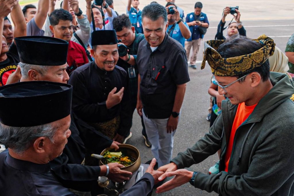 Natuna, Surga Tersembunyi yang Terhalang Harga Tiket Selangit