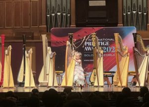 Philia Le, Gadis Cilik Surabaya, Ukir Prestasi Gemilang di Panggung Harpa Internasional
