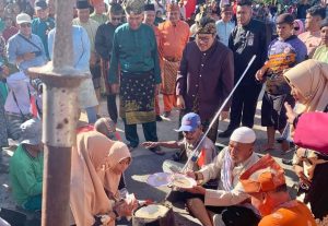 Pesona Nelayan Natuna, Kaya Hasil Bumi, Semarakkan Pawai Budaya HUT RI ke 79