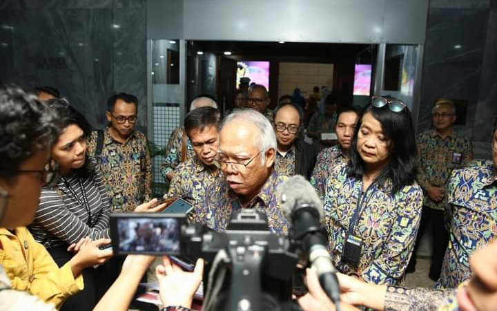 Komisi V DPR RI bersama Kementerian PUPR