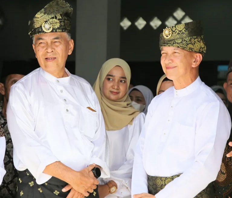 Wan Siswandi bersama Rodhial Huda