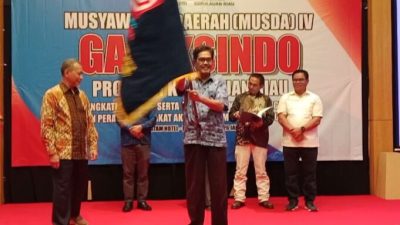Ir. Junaidi, Ketua DPD Gapeksindo Kepri Kabarkan Bendera