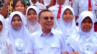 Di Sela Kesibukan, Dasco dan Anggota DPR RI Berikan Perhatian Khusus pada Pendidikan dan Masa Depan Anak Indonesia