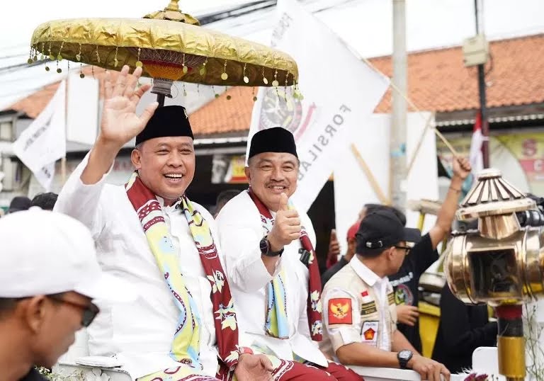 Tri Adhianto dan Abdul Harris Bobihoe, Wali Kota dan Wakil Wali Kota Terpilih Bekasi