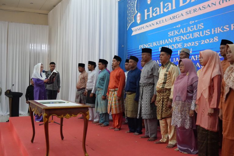 Pengurus Himpunan Keluarga Serasan Periode 2025-2028 sekaligus halal bihalal dan pelepasan jamaah haji warga Serasan dan Serasan Timur