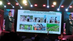 Menteri Pertanian, Dr. Amran Sulaiman, (Calon Ketua Umum KKSS) paparkan program swasembada pangan, Prabowo Gibran di acara PSBM dan MUBES KKSS di Makassar, tgl 10 April 2025.