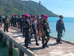 Danlanal Ranai Perkuat Sinergi dengan Pemerintah Kecamatan dan Satgas Marinir di Pulau Terluar