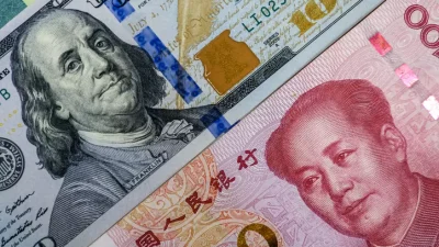 El yuan cotiza en 7.3 unidades por dólar. (Dilok Klaisataporn/Getty Images/iStockphoto)