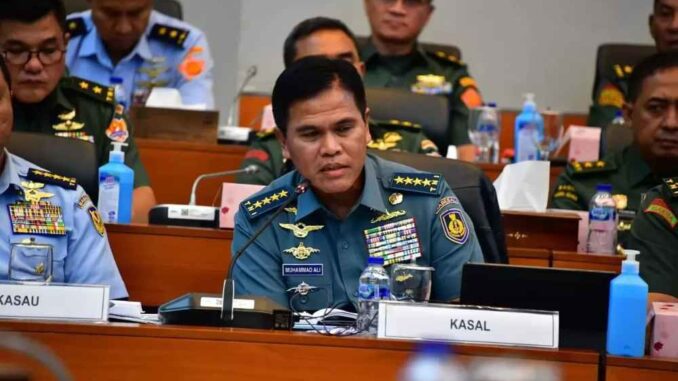 rapat dengar pendapat (RDP) bersama Komisi I DPR RI di Senayan, Jakarta, Senin (28/4/2025).