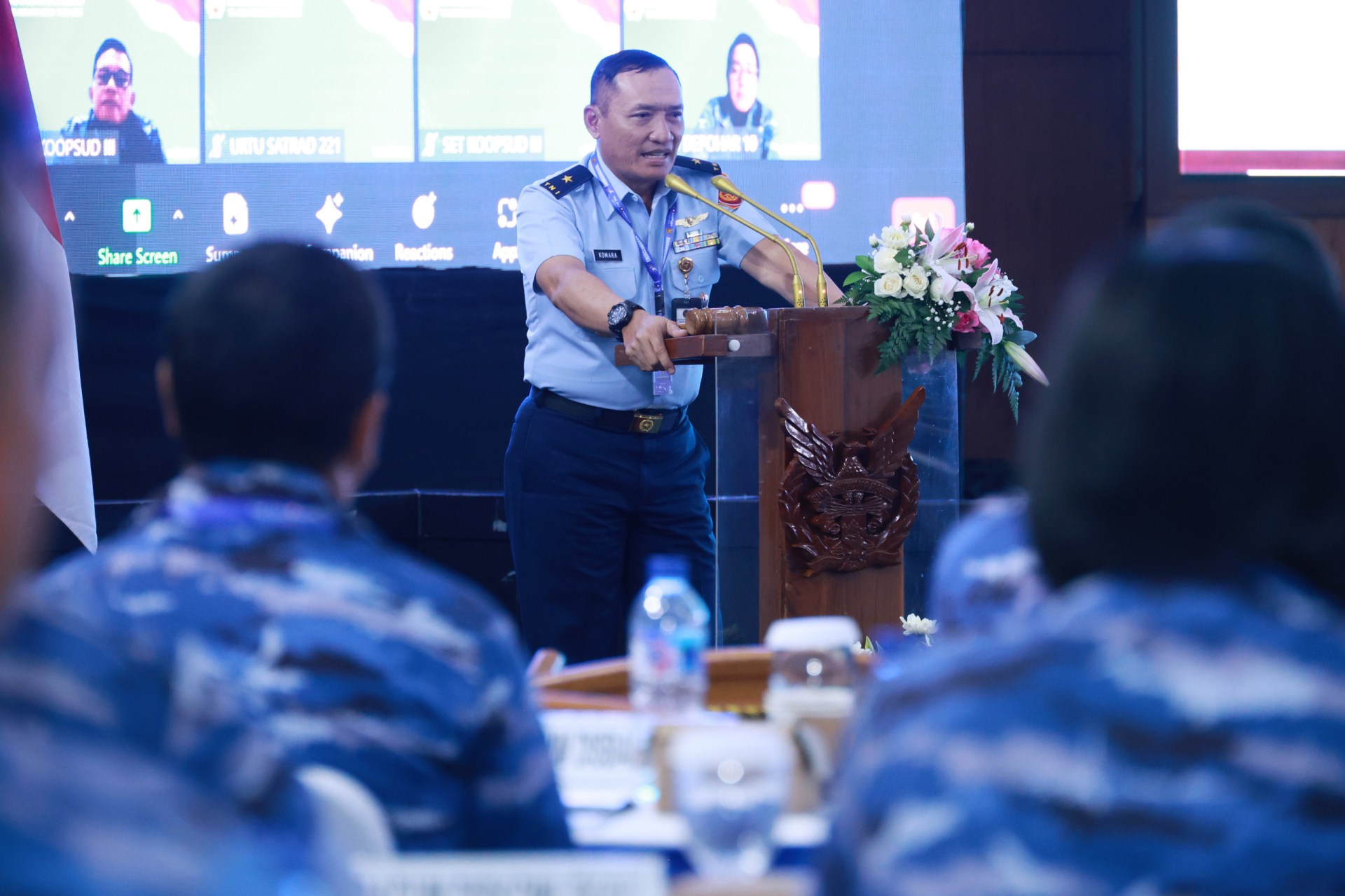 pembukaan Rapat Koordinasi Teknis Administrasi Umum (Rakornisminu) T.A. 2025 yang dipimpin oleh Wakil Asisten Perencanaan dan Anggaran (Waasrena) Kasau Marsma TNI Wastum, S.E., M.M.P., M.S. (NSSS), di Gedung Suharnoko Harbani, Mabesau, Cilangkap, Kamis (17/4/2025).